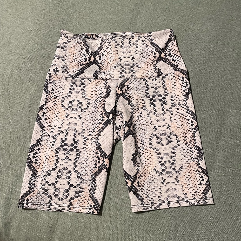 S/M Yoga/biker shorts